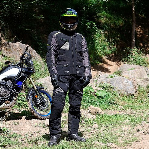 Chaqueta Talismen negro fluor