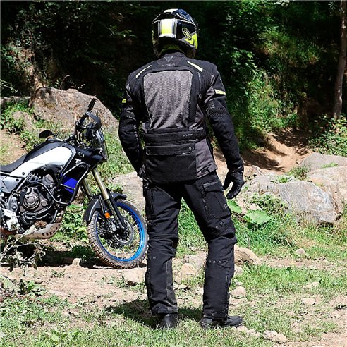 Chaqueta Talismen negro fluor