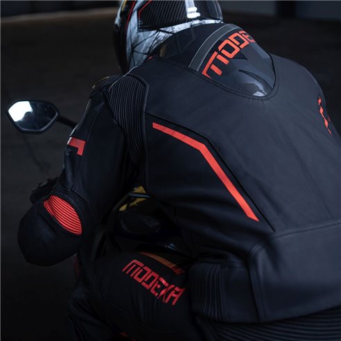 Chaqueta Modeka Valyant negro rojo (Novedad 2023)