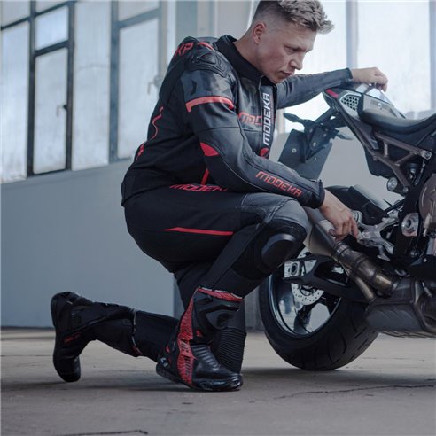 Pantalon Modeka Valyant negro rojo (Novedad 2023)