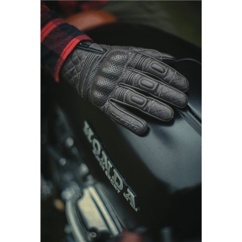 Guante Modeka Parkar marrón (Novedad 2023)